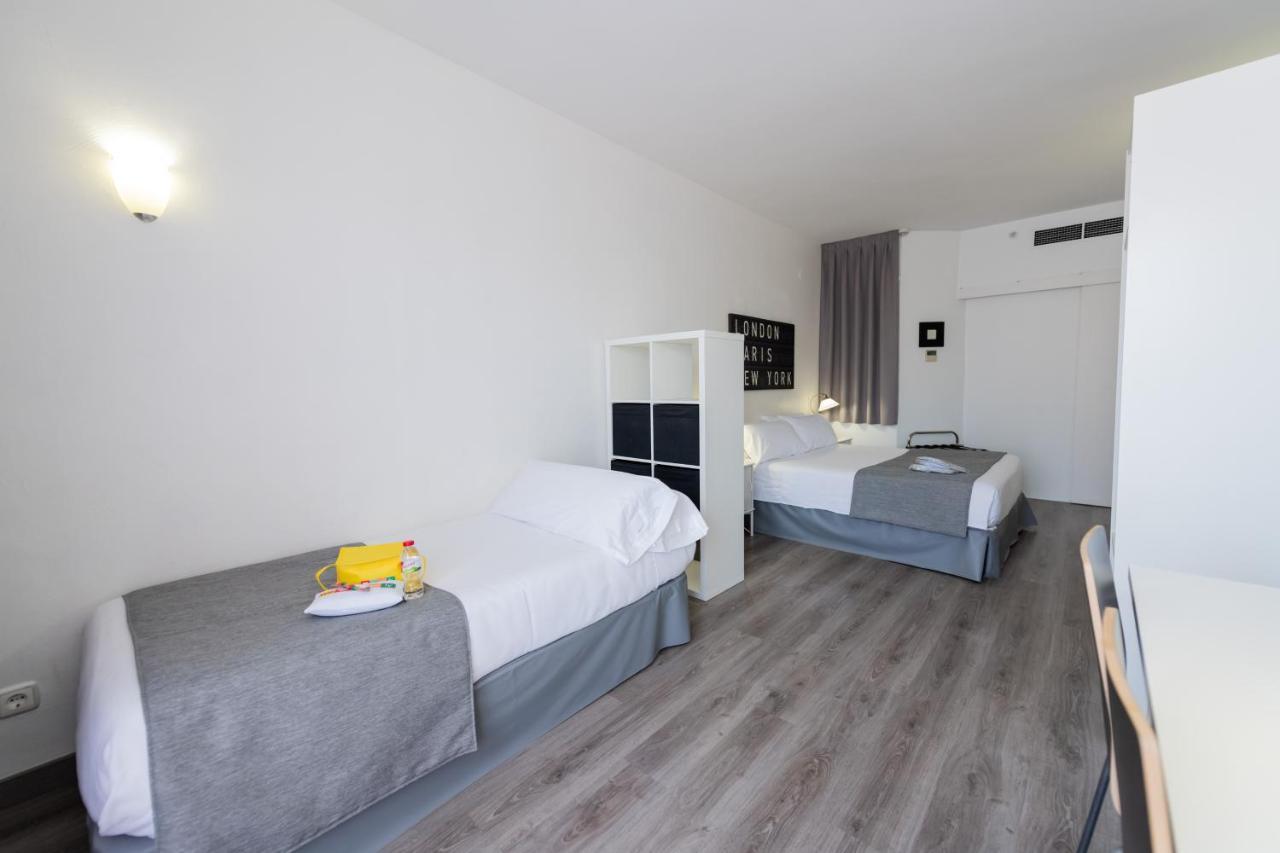 Aparthotel Atenea Calabria Barcelona